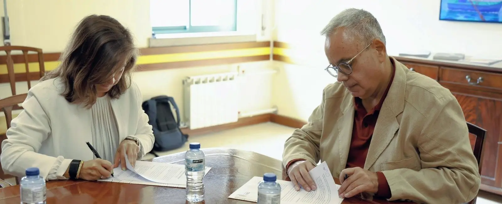 Madalena Albuquerque, AD da Fundação MEO, Carlos Ferreira Pinto Lopes, PCA do HDES na assinatura do Memorando
